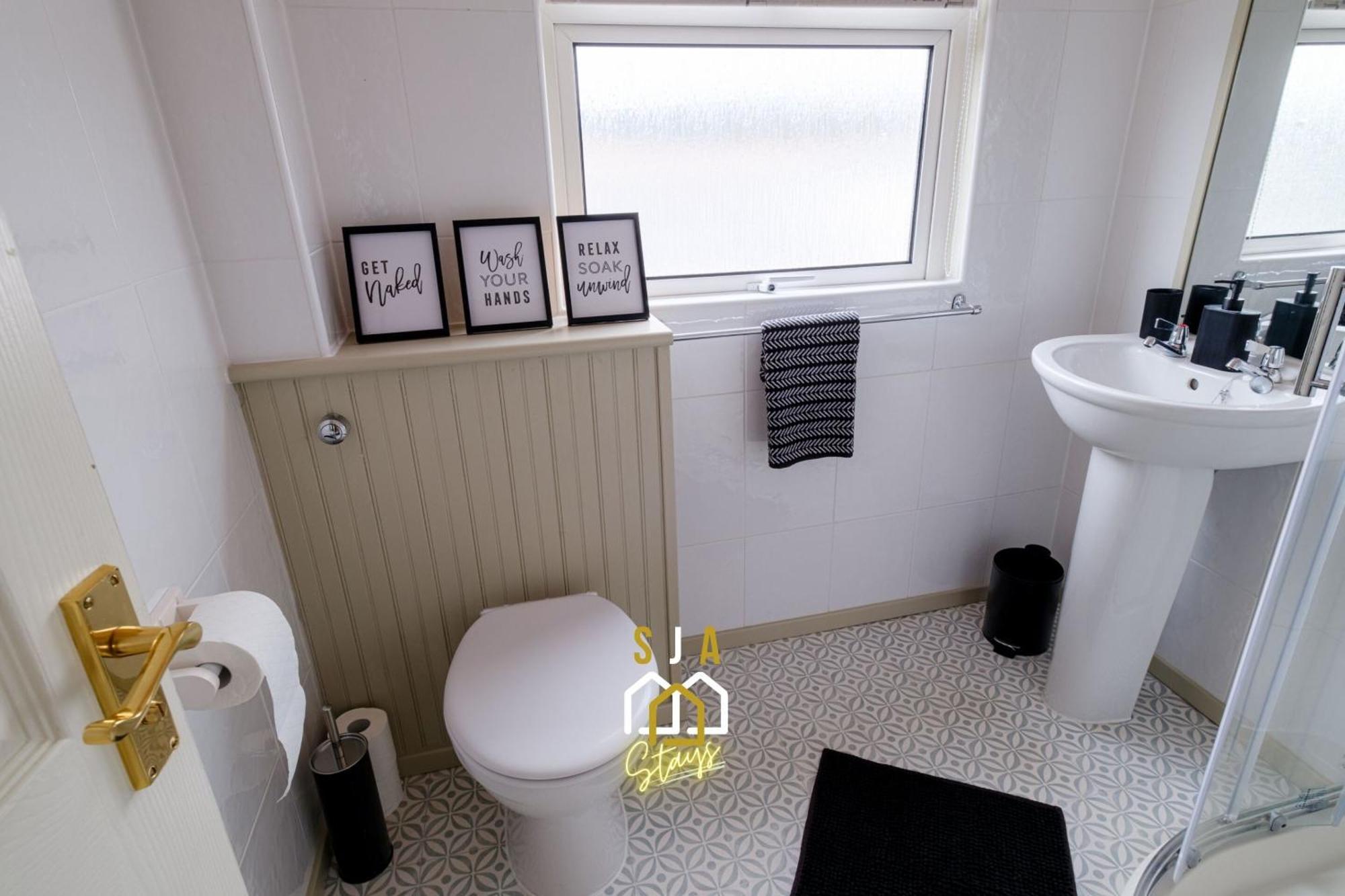 Banchory House - Sja Stays - 2 Bed House الغرفة الصورة