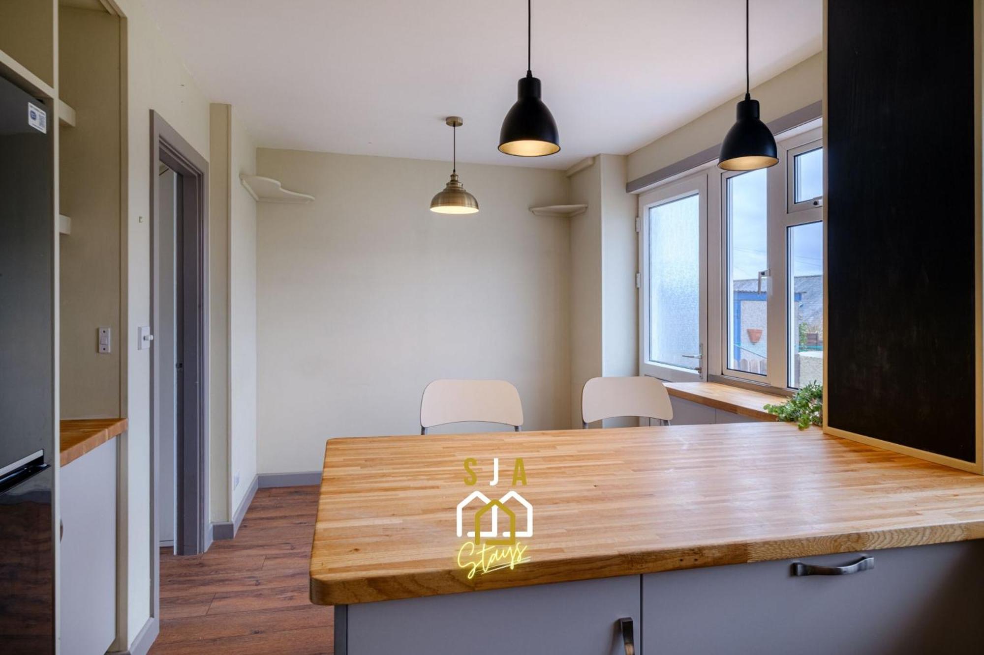 Banchory House - Sja Stays - 2 Bed House الغرفة الصورة