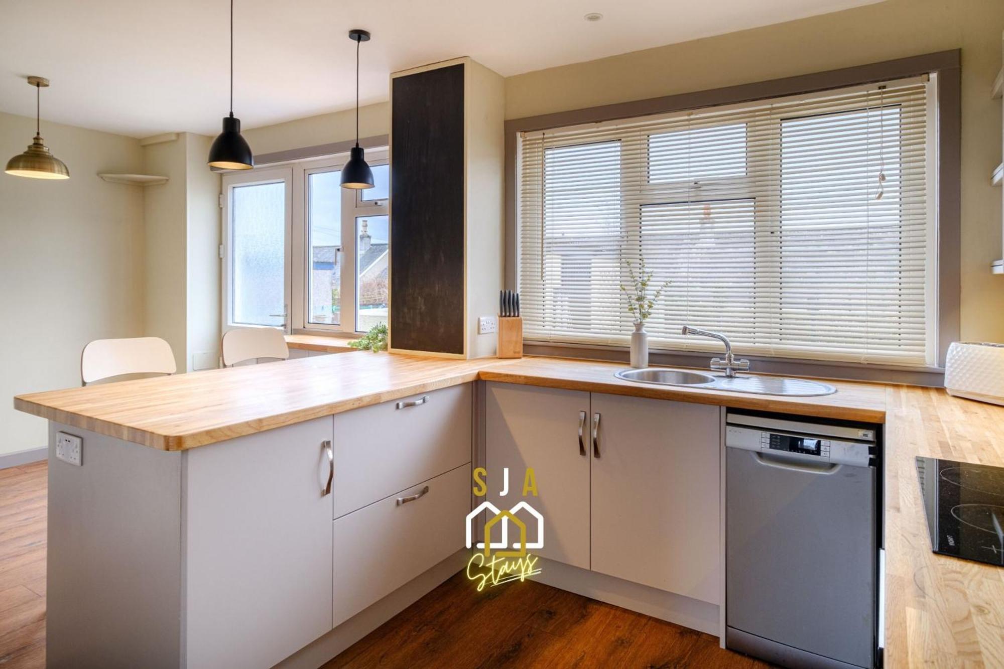 Banchory House - Sja Stays - 2 Bed House الغرفة الصورة